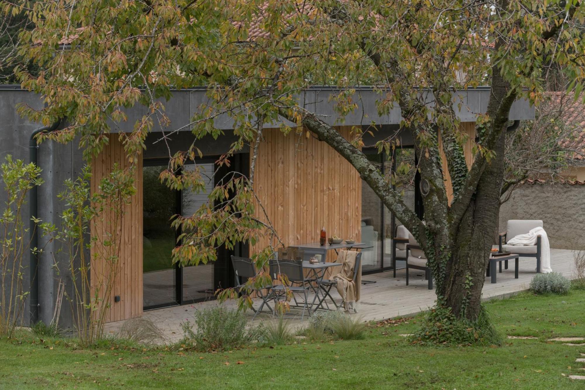 La Maison Des Monts D'Or Saint-Germain-au-Mont-d'Or Exterior photo