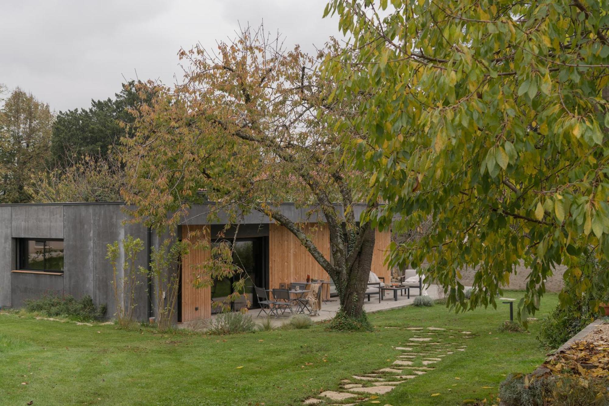 La Maison Des Monts D'Or Saint-Germain-au-Mont-d'Or Exterior photo